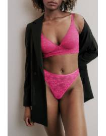 Triumph Γυναικειο Ψηλομεσο String Bright Spotlight High Leg 10216476-7760 Φουξια